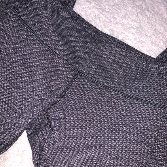 - Lululemon wonder unders. - Picture 8 of 11